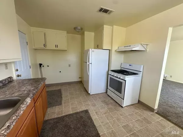 Vallejo, CA 94591,50 Mosswood ST