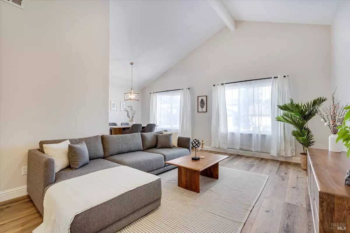 Napa, CA 94558,1779 Monarch DR