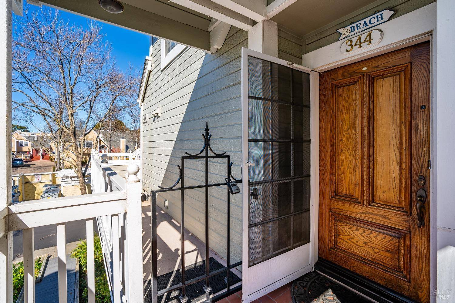 Benicia, CA 94510,344 E 2nd ST