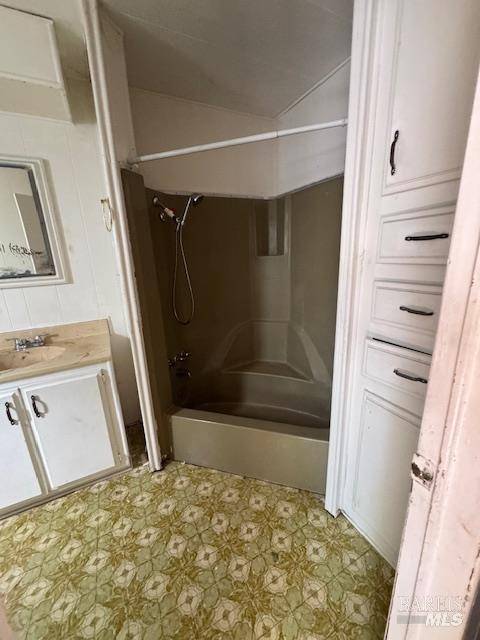 Ukiah, CA 95482,341 Norgard LN