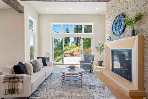 Santa Rosa, CA 95403,3936 Skyfarm DR