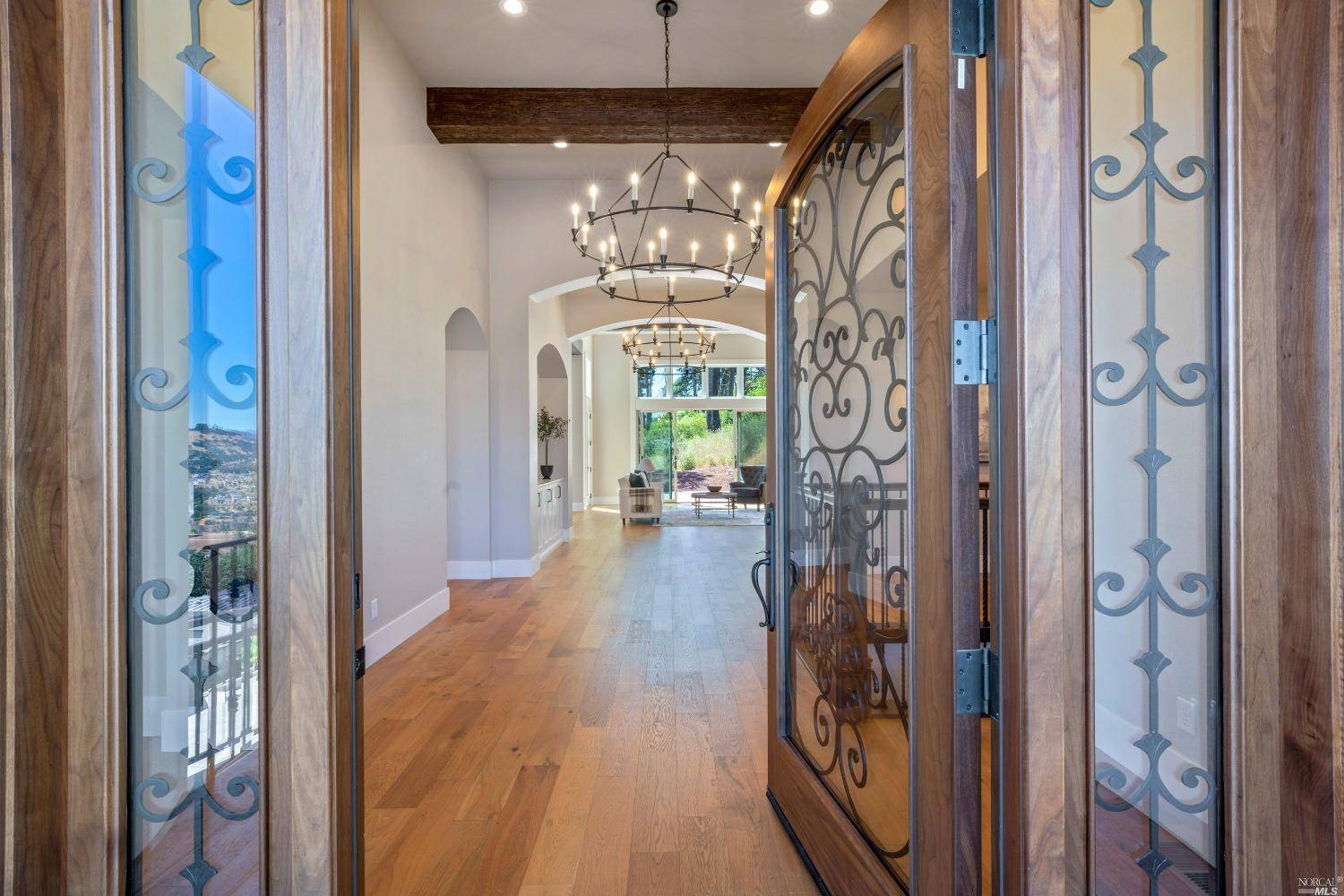 3936 Skyfarm DR, Santa Rosa, CA 95403