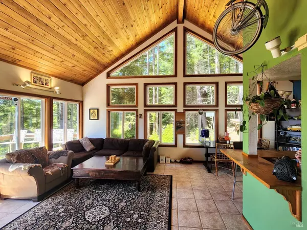 40401 Little River-Airport RD 40401, Little River, CA 95456