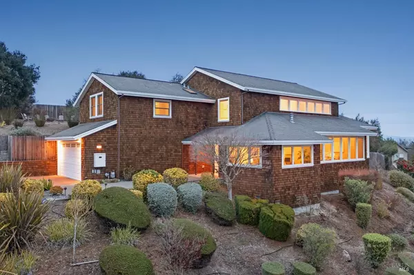 428 Rebecca DR, Petaluma, CA 94952