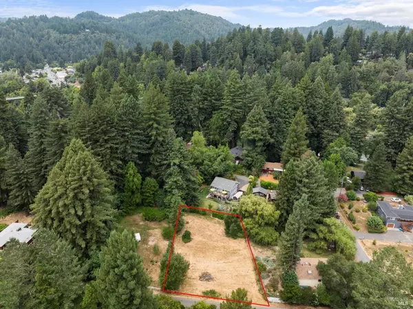 15858 Drake RD, Guerneville, CA 95446