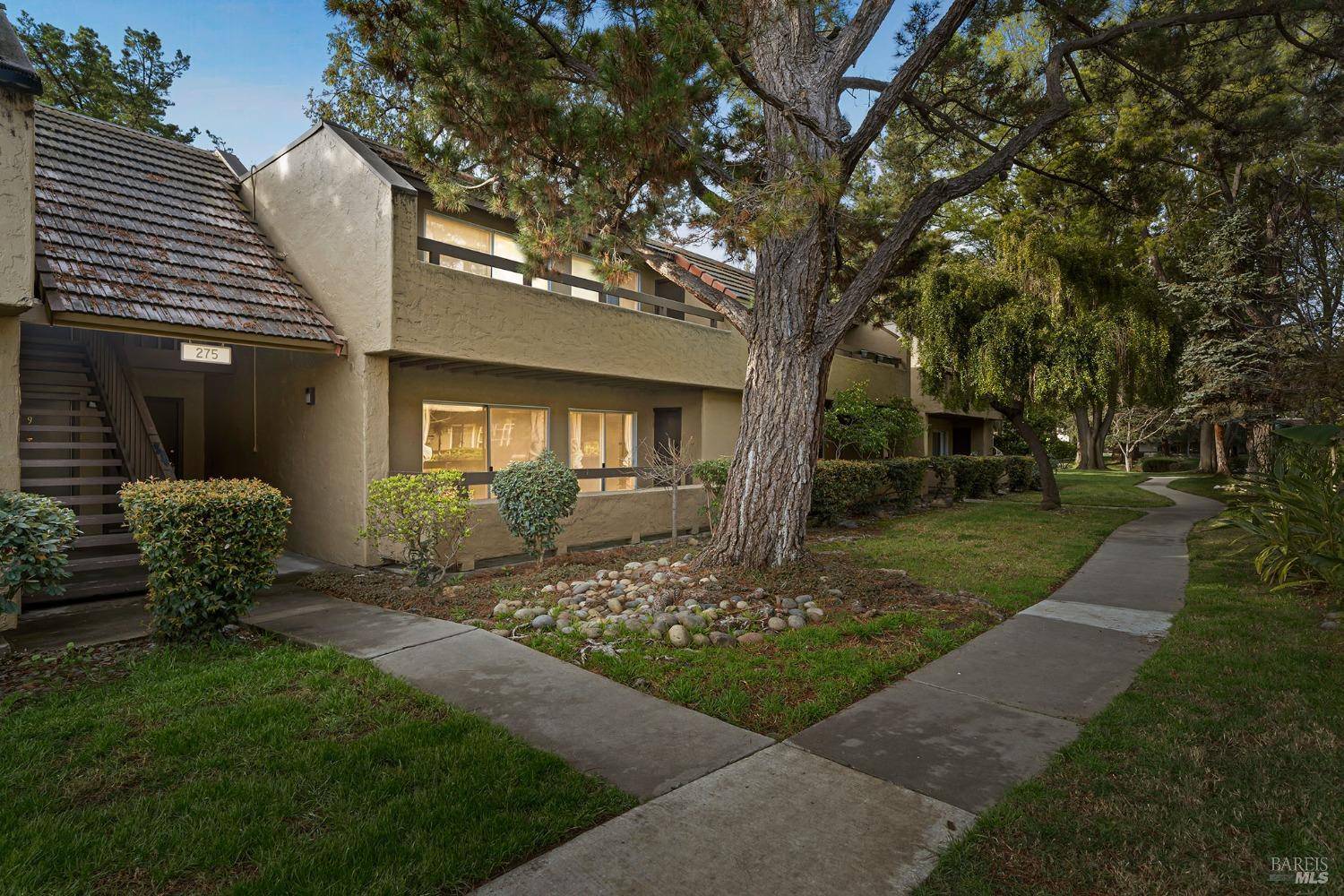 275 Tradewinds DR 11, San Jose, CA 95123