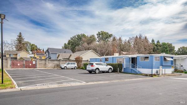 150 Silverado TRL 65, Napa, CA 94559