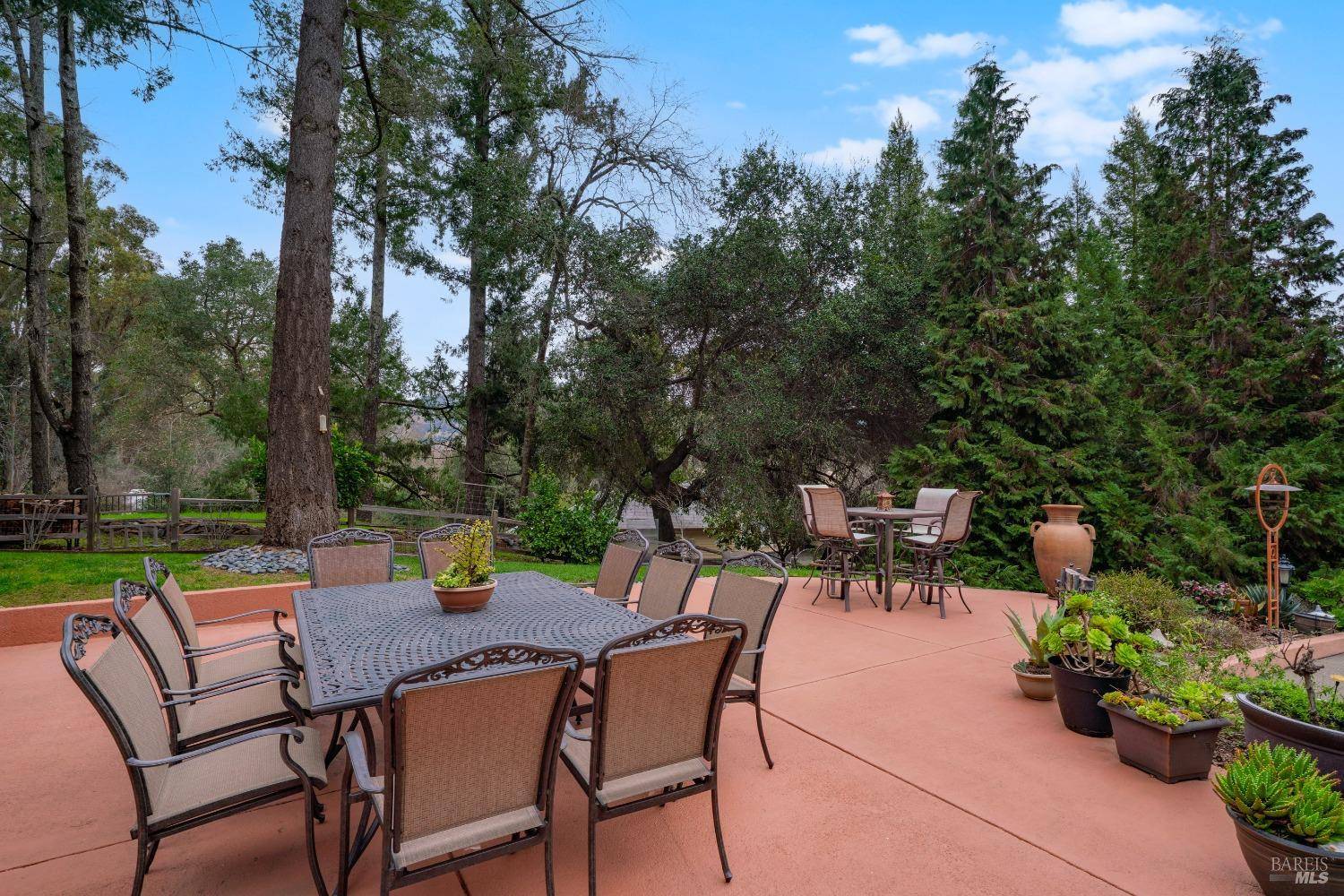 Santa Rosa, CA 95404,5795 Trailwood DR