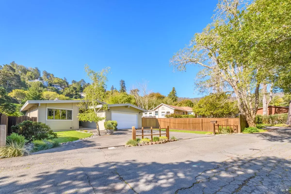 Mill Valley, CA 94941,525 Pineo AVE