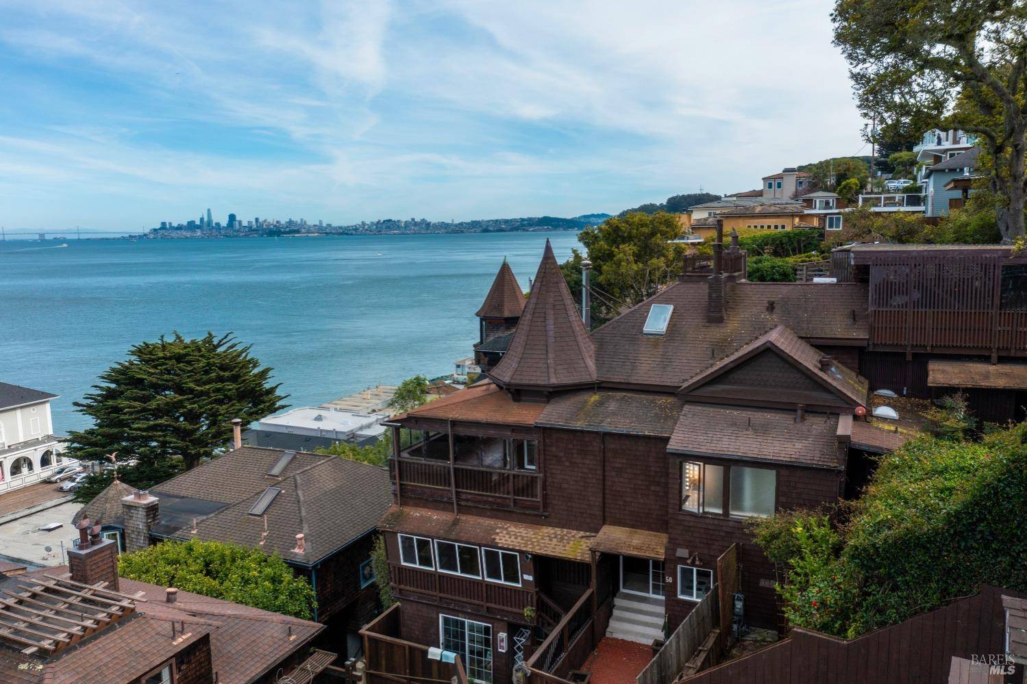 Sausalito, CA 94965,48 Bulkley AVE
