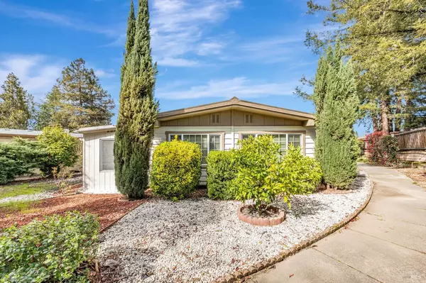 176 Sequoia CIR, Santa Rosa, CA 95401