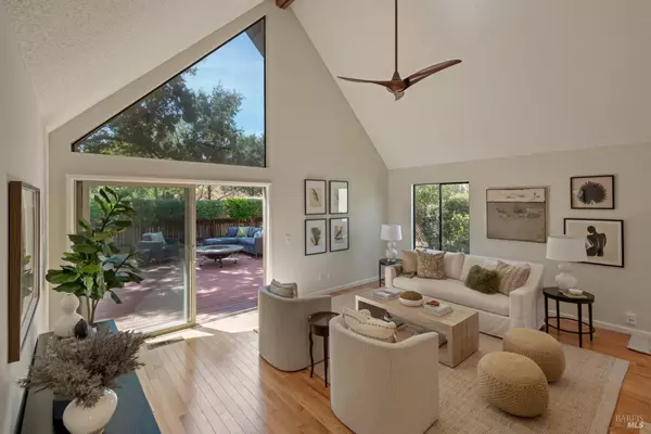 20986 Via Colombard, Sonoma, CA 95476