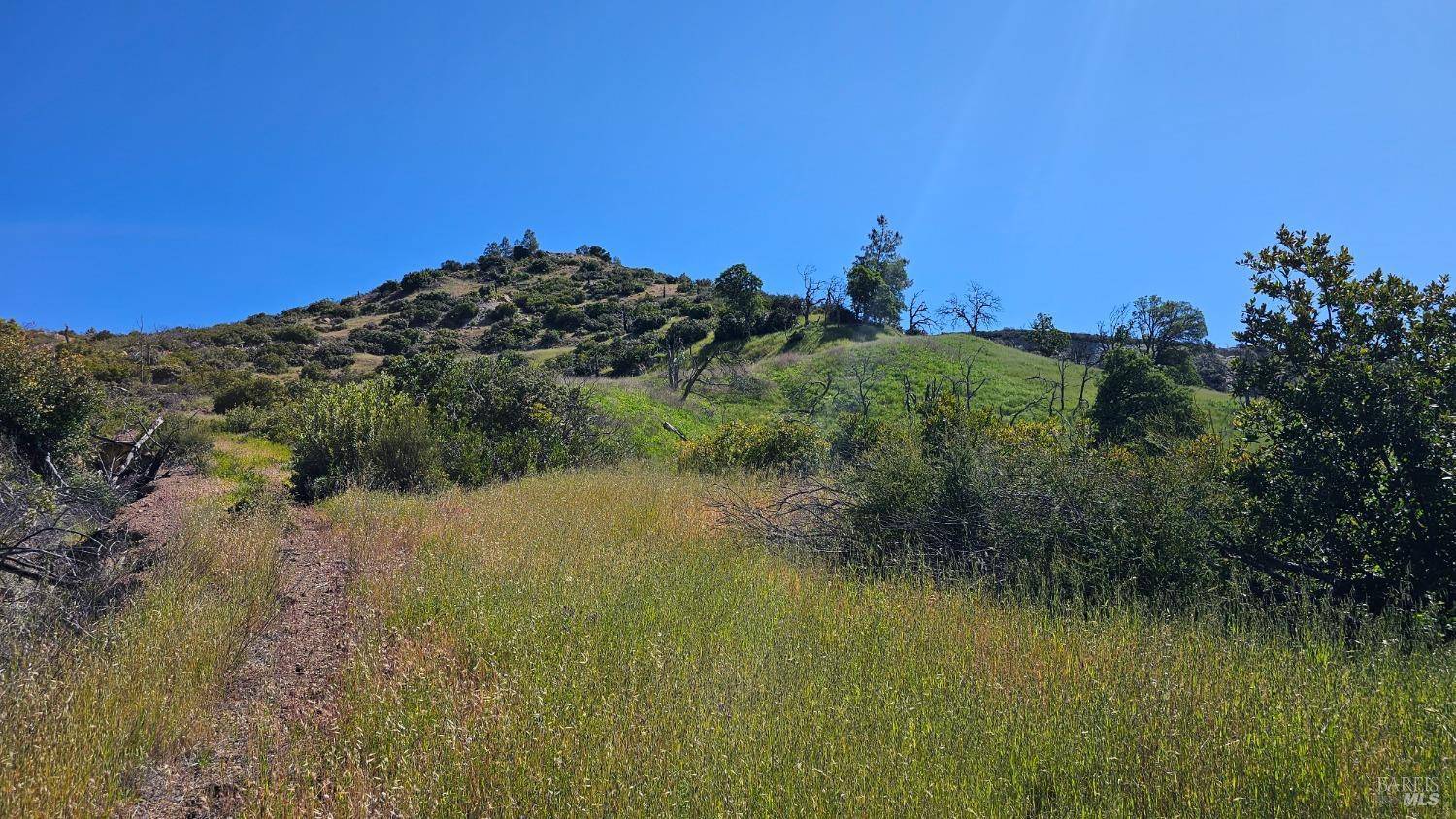 25156 E State Hwy 20, Clearlake Oaks, CA 95423