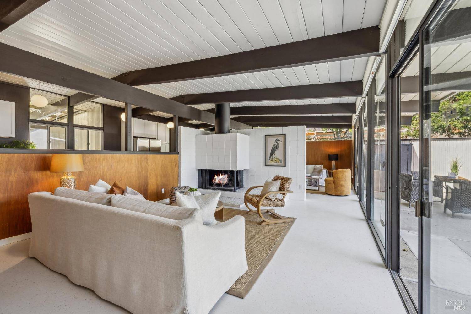 659 Las Colindas RD, San Rafael, CA 94903