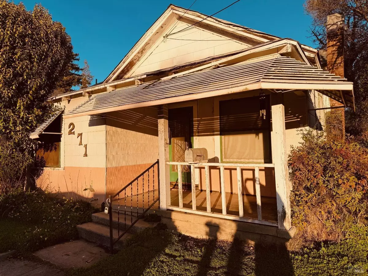 Dixon, CA 95620,271 S 3rd ST