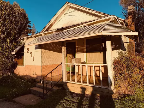 271 S 3rd ST, Dixon, CA 95620