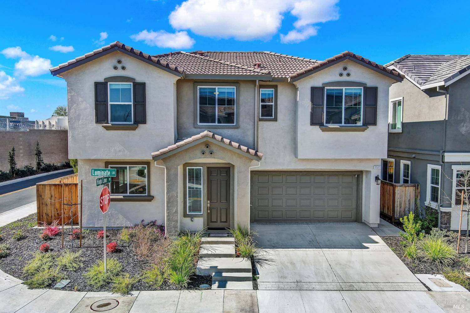 1571 Luminate LN, Fairfield, CA 94533