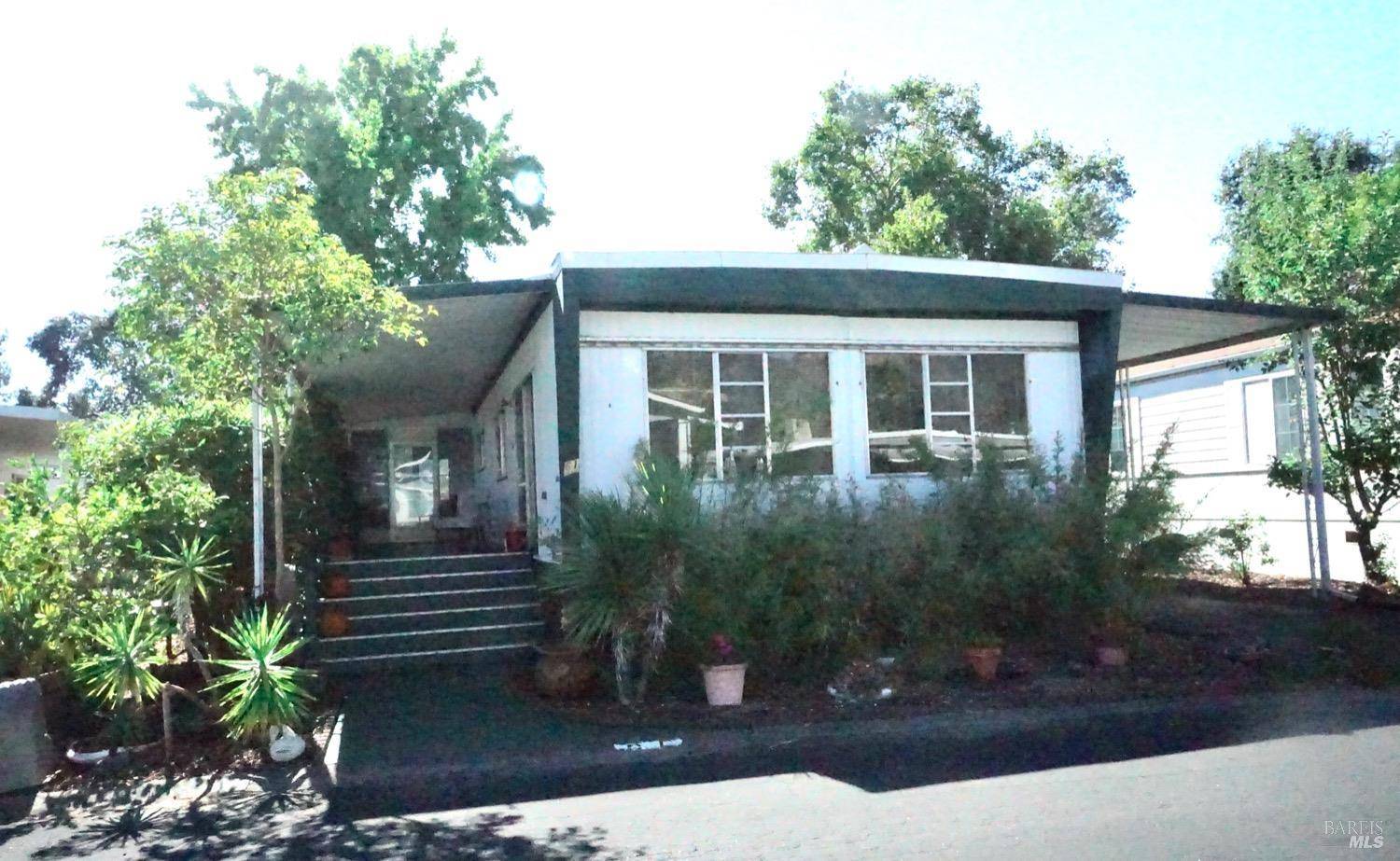 61 Coronado CIR, Santa Rosa, CA 95409