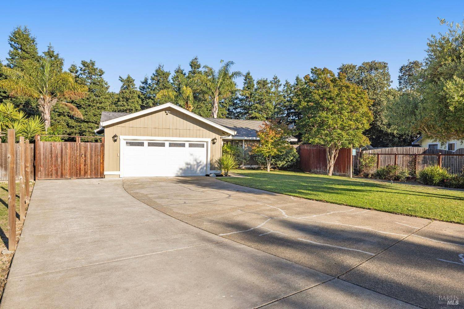 Cotati, CA 94931,160 W Cotati Oaks CT