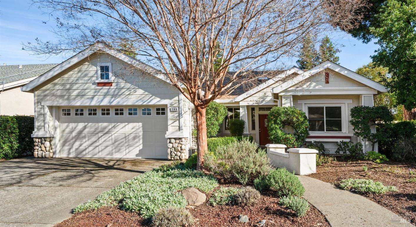 209 Red Mountain DR, Cloverdale, CA 95425