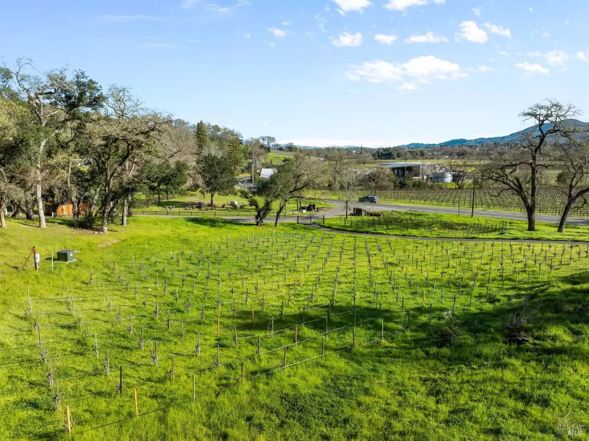 St. Helena, CA 94574,13 Bournemouth RD