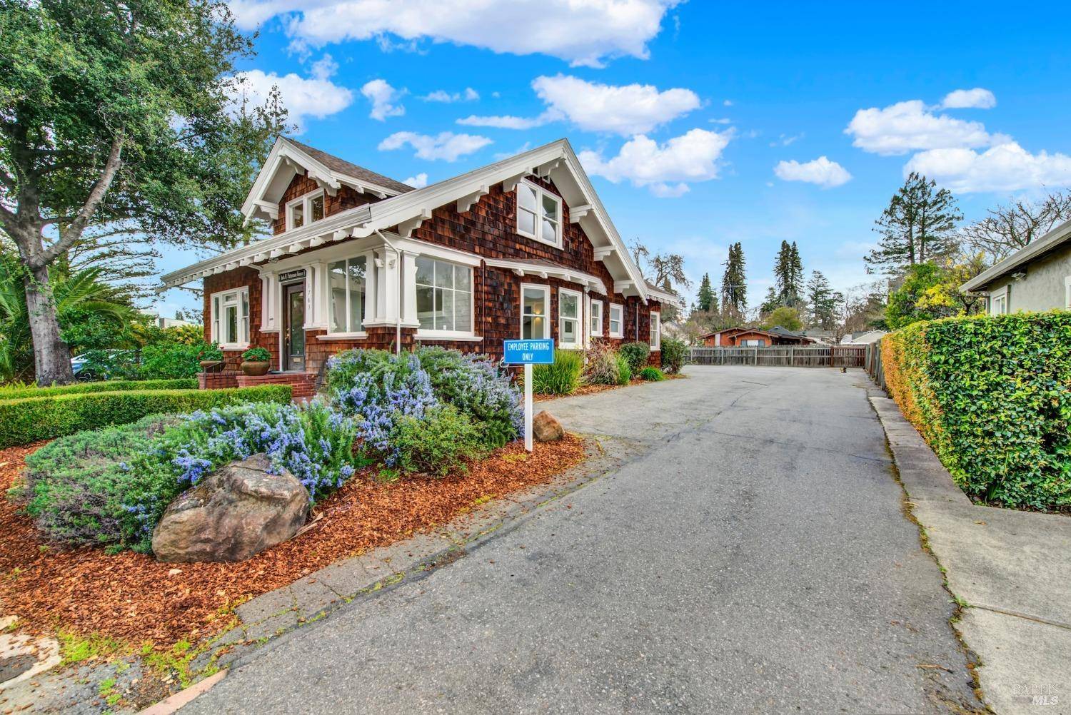Napa, CA 94559,1763 2nd ST