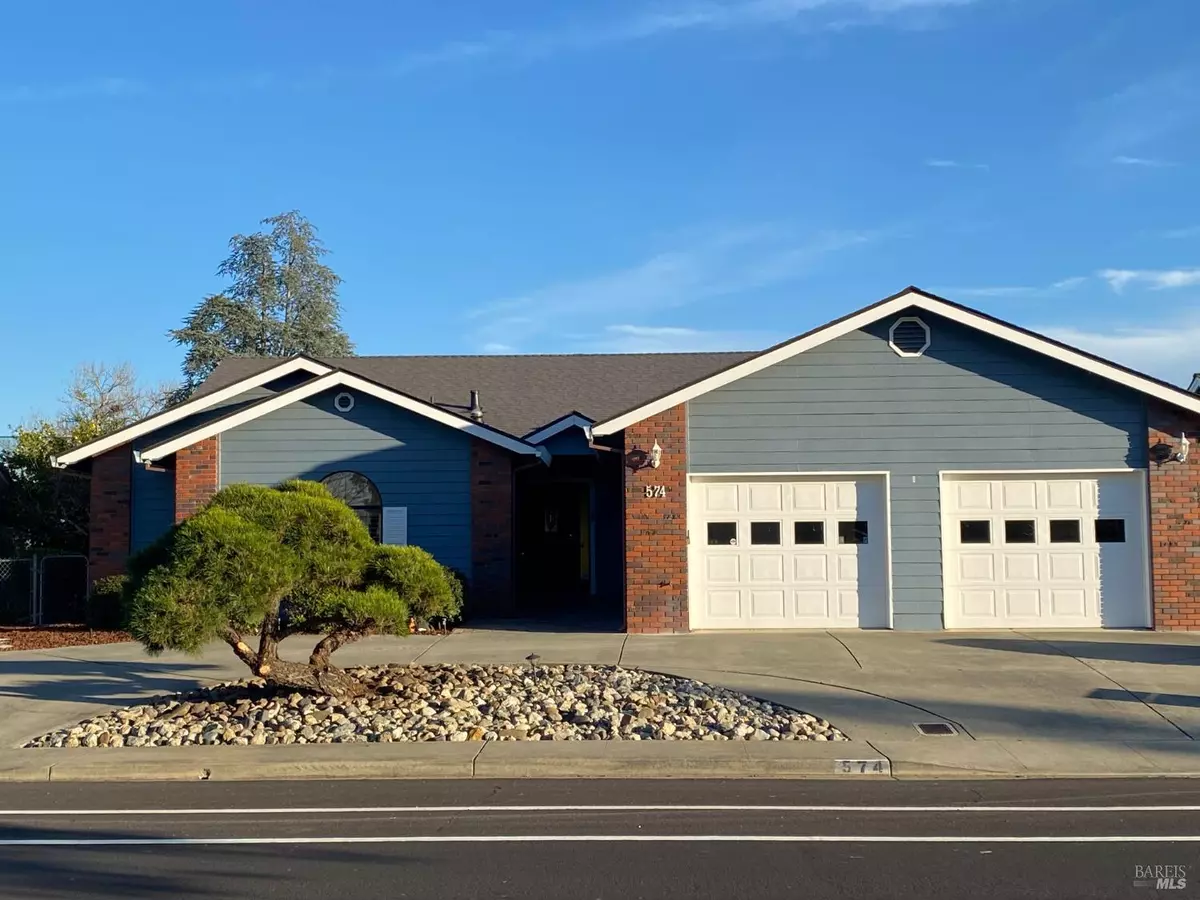 Vacaville, CA 95687,574 Yellowstone DR