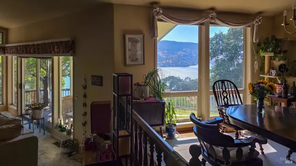 Napa, CA 94558,1011 Steele Canyon RD