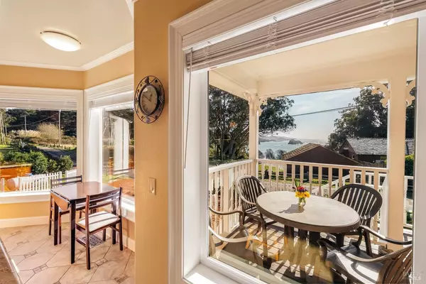 Mendocino, CA 95460,45180 Headlands DR