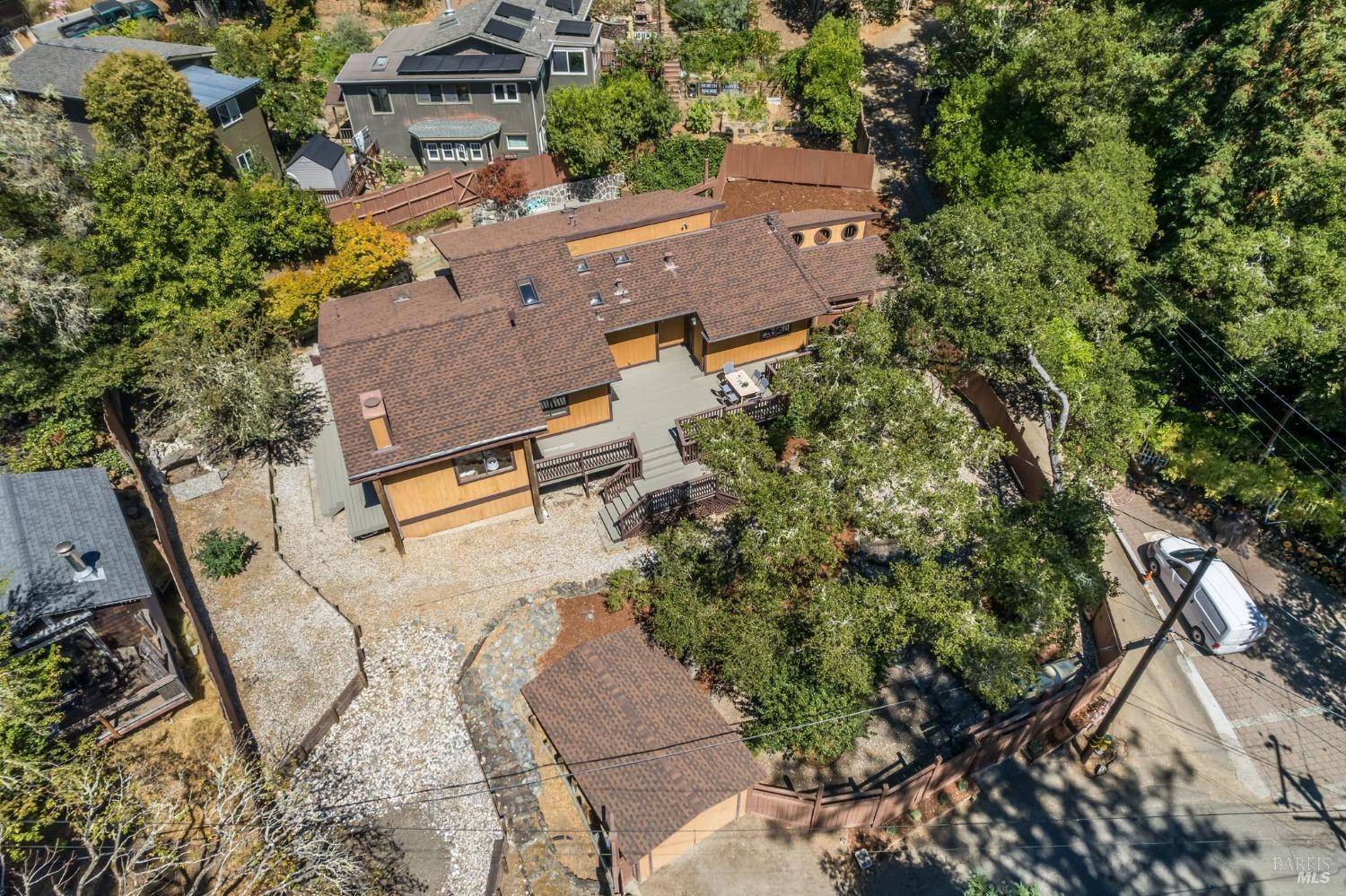 Lagunitas, CA 94938,66 Alta AVE