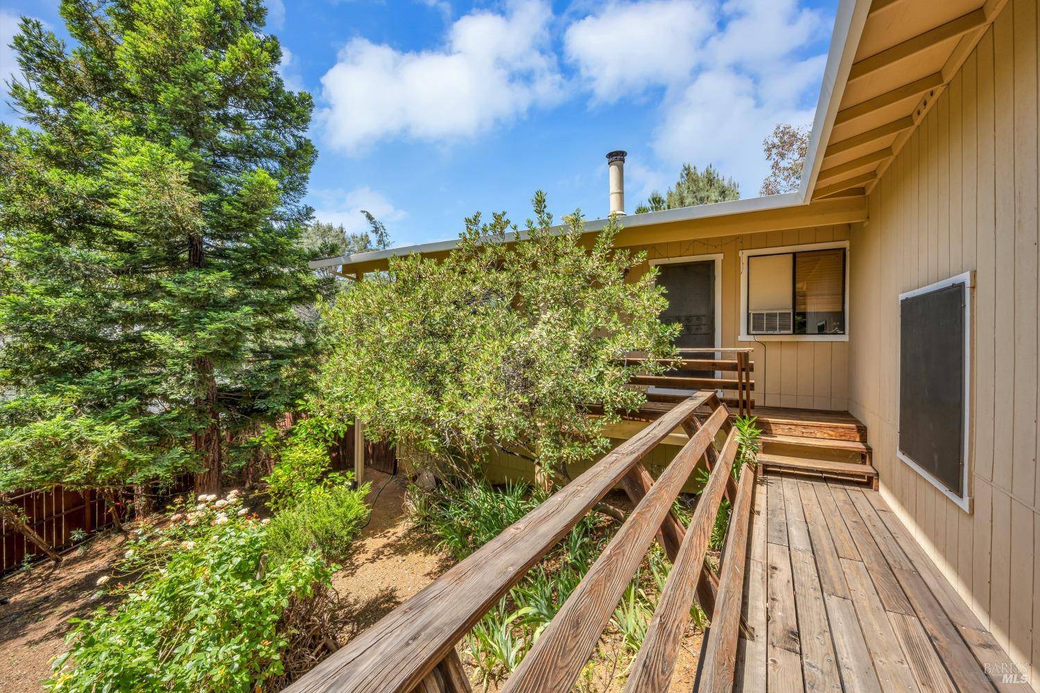Kelseyville, CA 95451,9661 Fairway DR