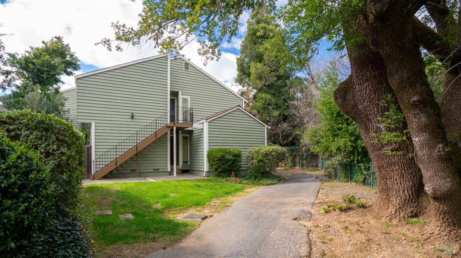 123 Vista View DR, Cloverdale, CA 95425