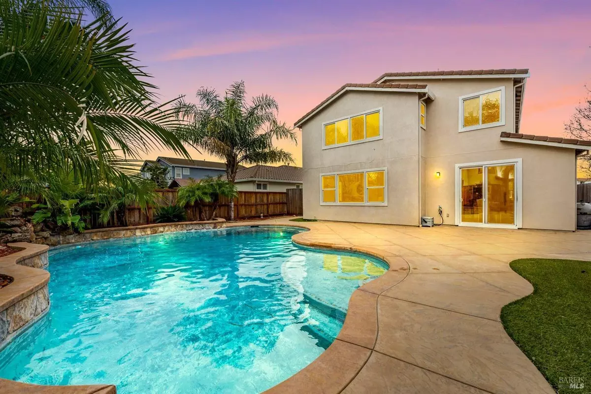 Vacaville, CA 95688,690 Silver Star CT