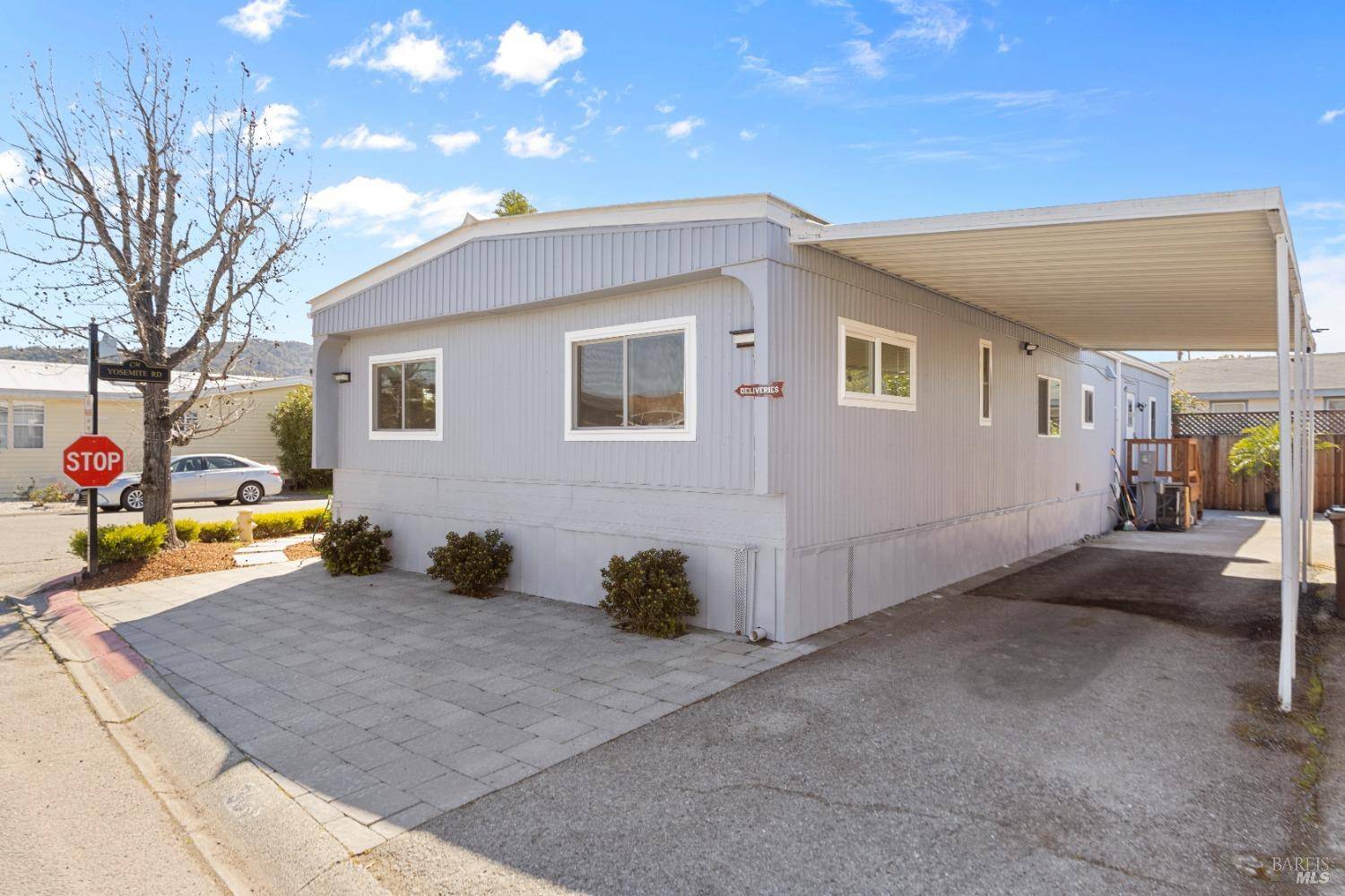 San Rafael, CA 94903,363 Glacier WAY