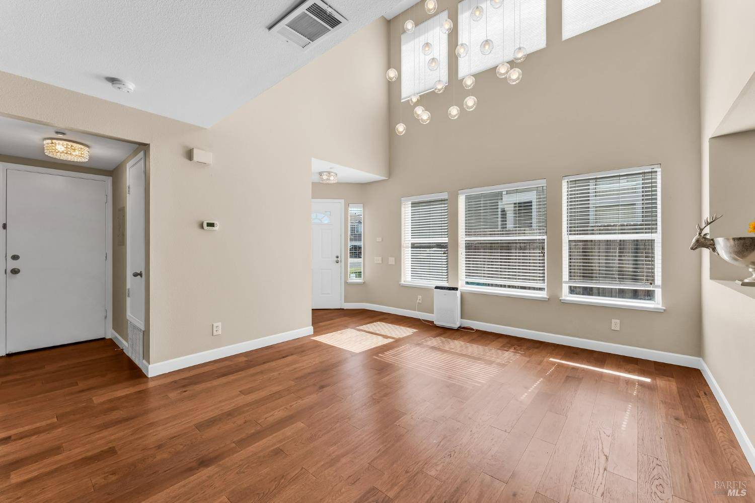 Vallejo, CA 94591,247 Clearpointe DR