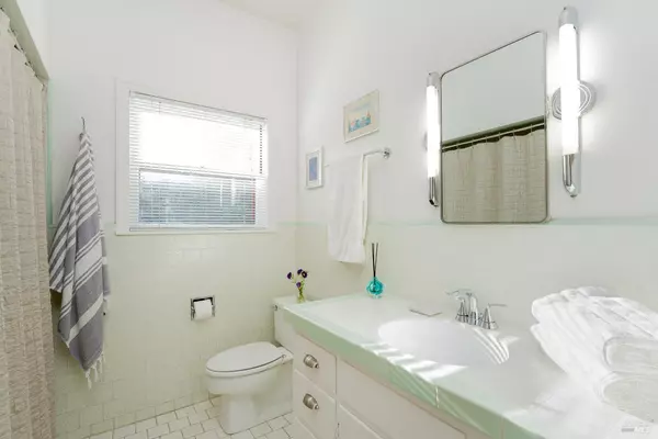 Ukiah, CA 95482,701 W Clay ST