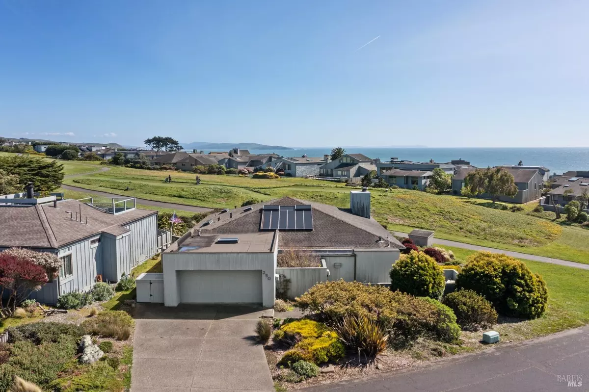 Bodega Bay, CA 94923,250 Condor CT