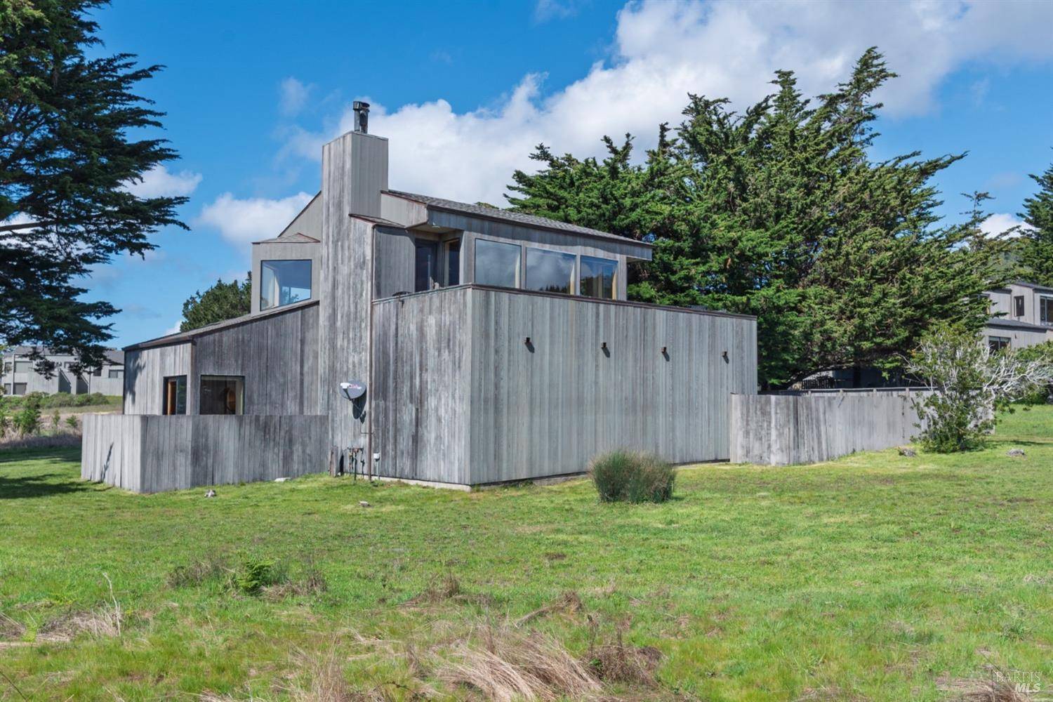 The Sea Ranch, CA 95497,287 Bluff Reach