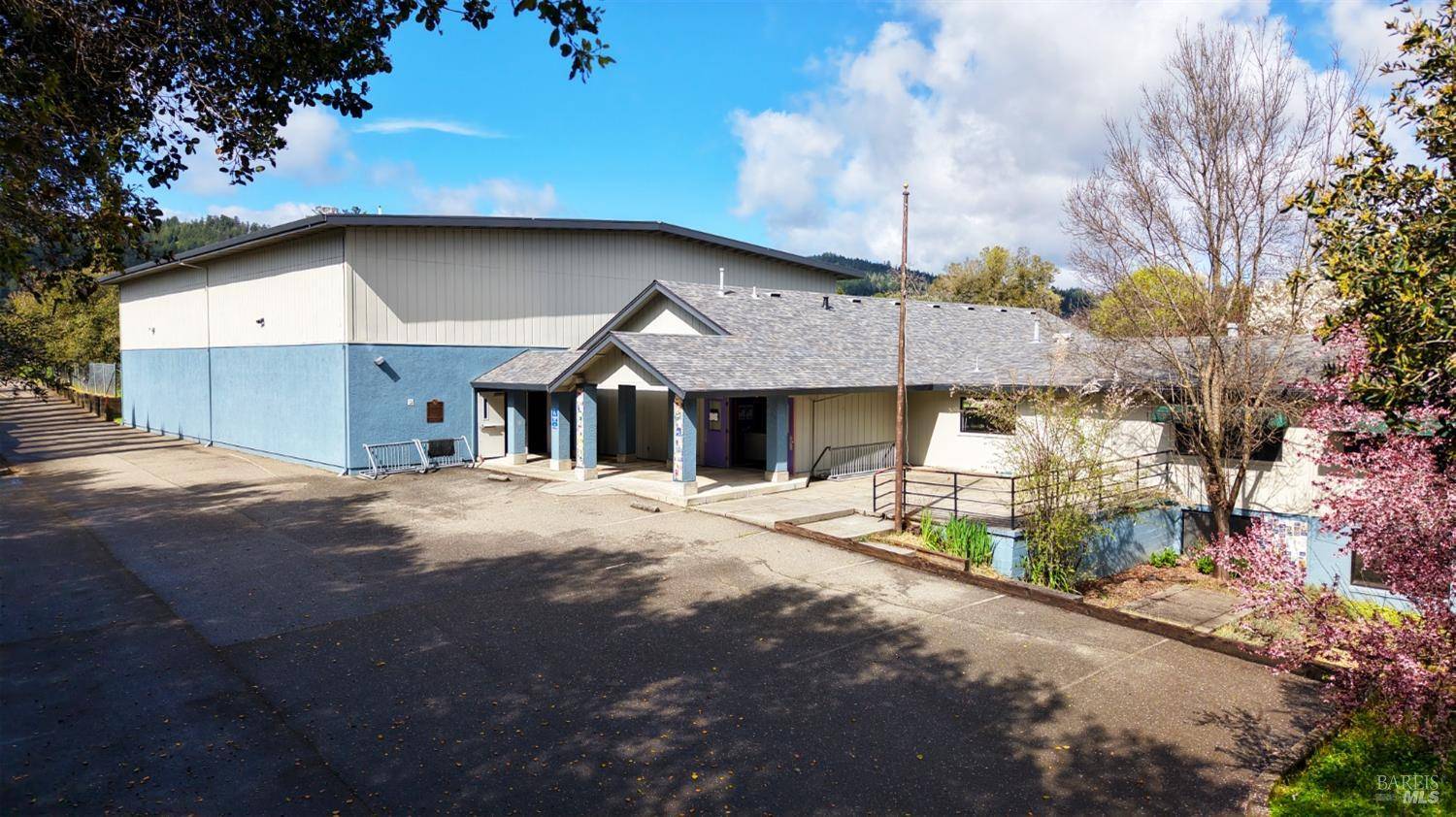 Cloverdale, CA 95425,686 S Cloverdale BLVD