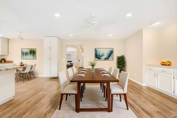 Santa Rosa, CA 95409,8151 Oakmont DR