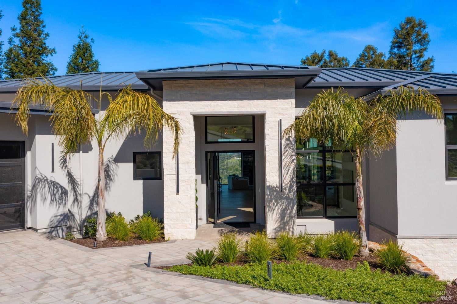 Santa Rosa, CA 95403,3917 Skyfarm DR