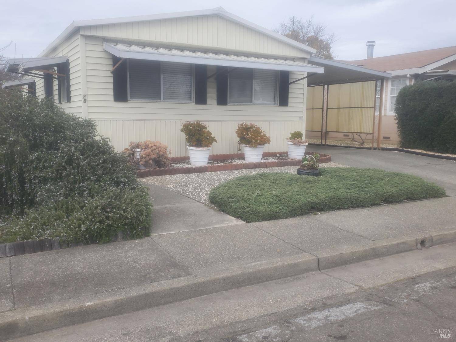 28 Westgate CIR, Santa Rosa, CA 95401