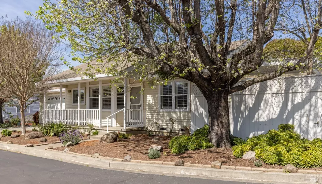 1759 Eardley AVE, Santa Rosa, CA 95401