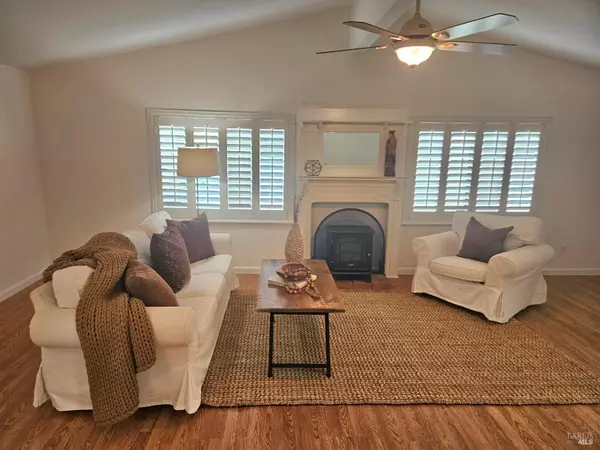 St. Helena, CA 94574,2 San Ardo CT