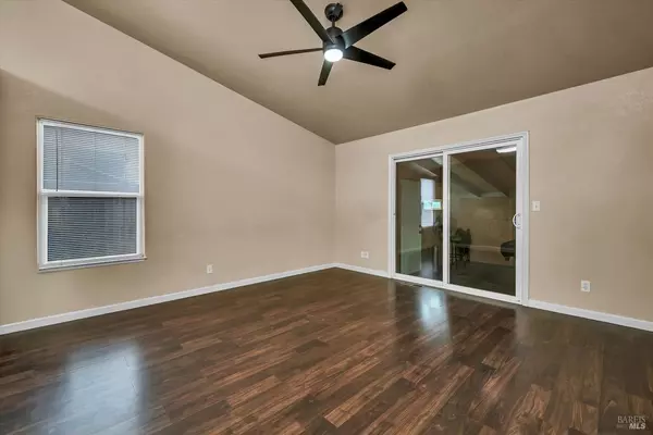 Clearlake, CA 95422,3593 Peony ST