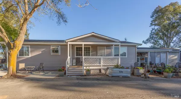 Vacaville, CA 95688,7672 Country LN