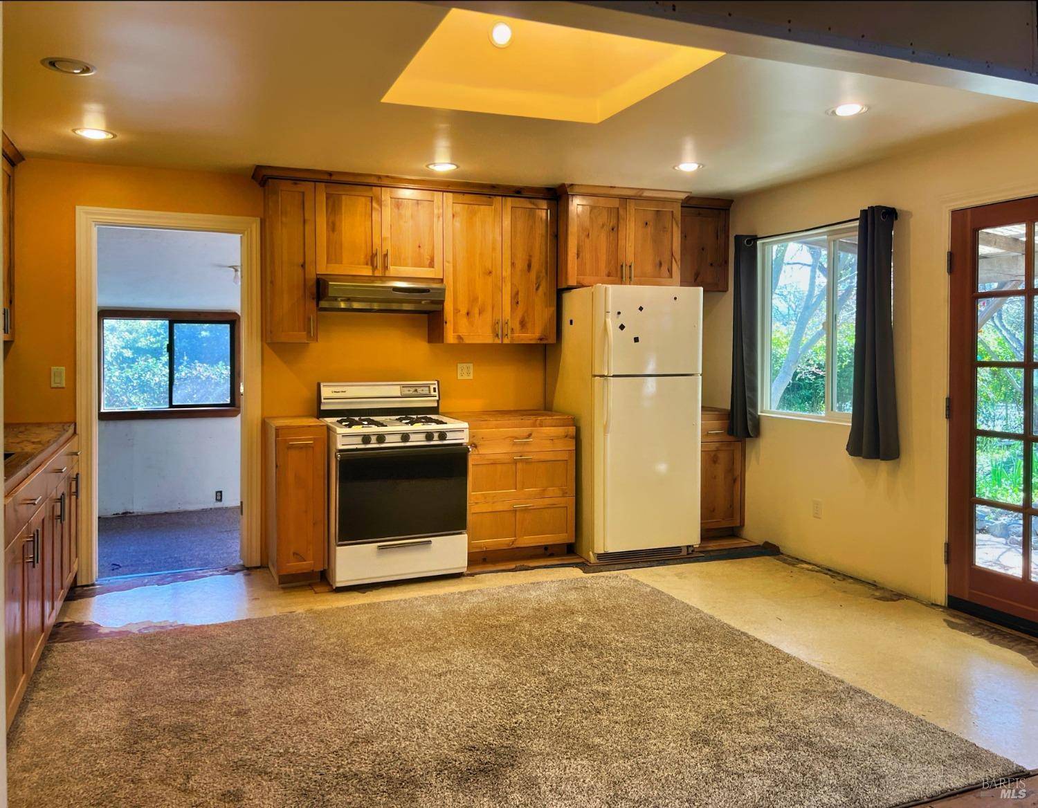 Ukiah, CA 95482,1094 W Standley ST