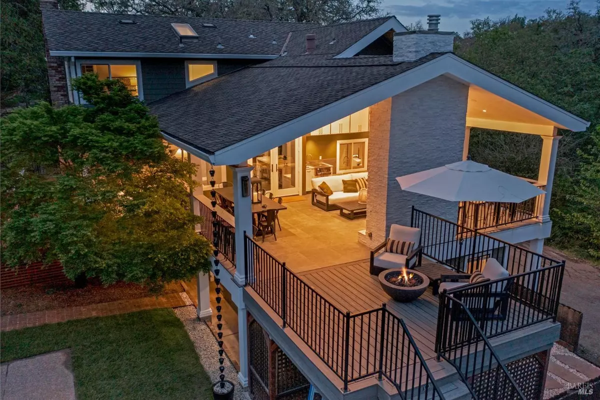 Sebastopol, CA 95472,4071 Bones RD