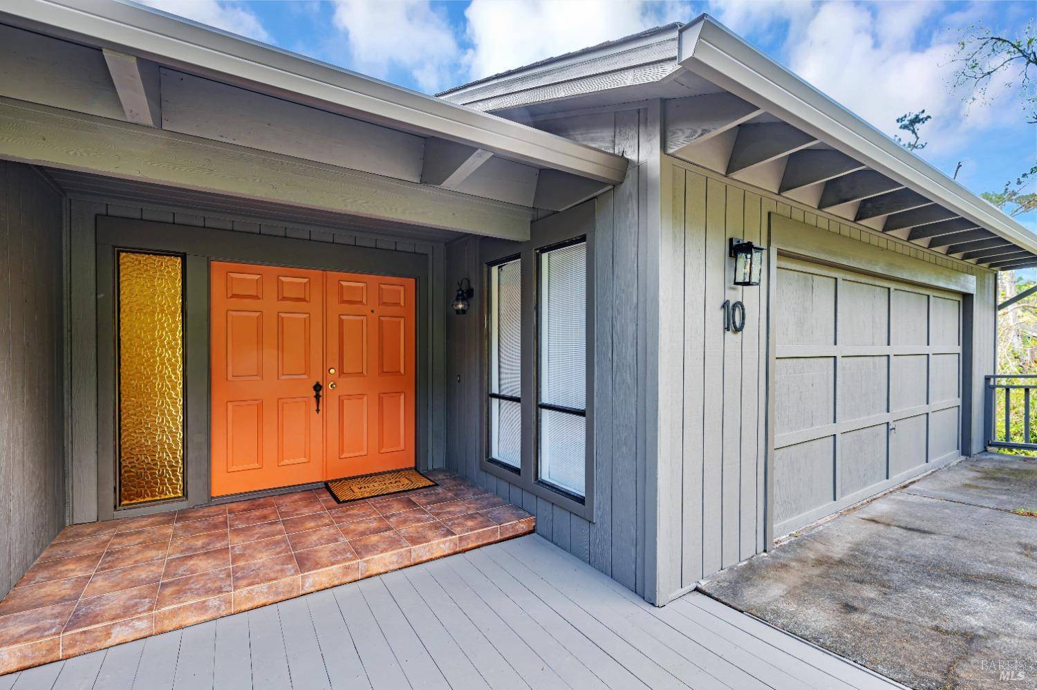 Tiburon, CA 94920,10 Mateo DR