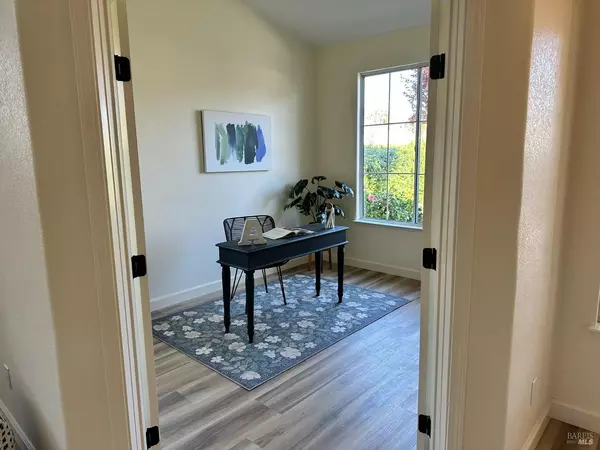Napa, CA 94559,123 S Newport DR
